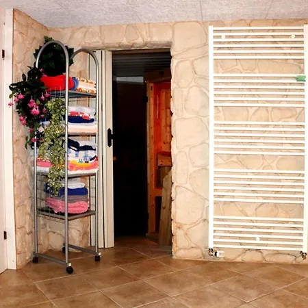 Ferienwohnung, Tambach-dietharz, Cleaning Included *