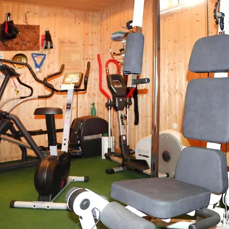 Ferienwohnung, Tambach-dietharz, Cleaning Included
